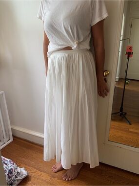 Zara White Flowing Maxi Skirt